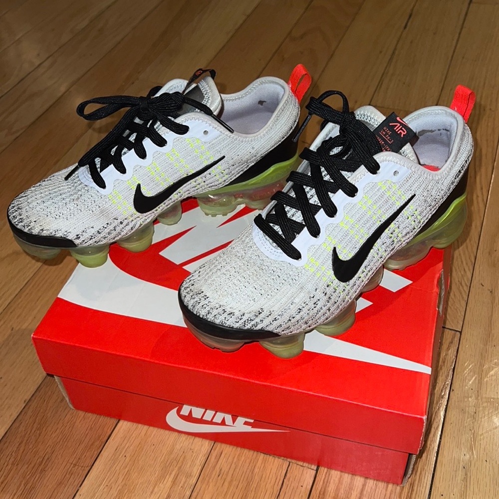 Air VaporMax Flyknit